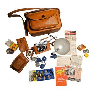 Vintage Graflex Graphic 35 Camera, Graflash B-C & Accessories